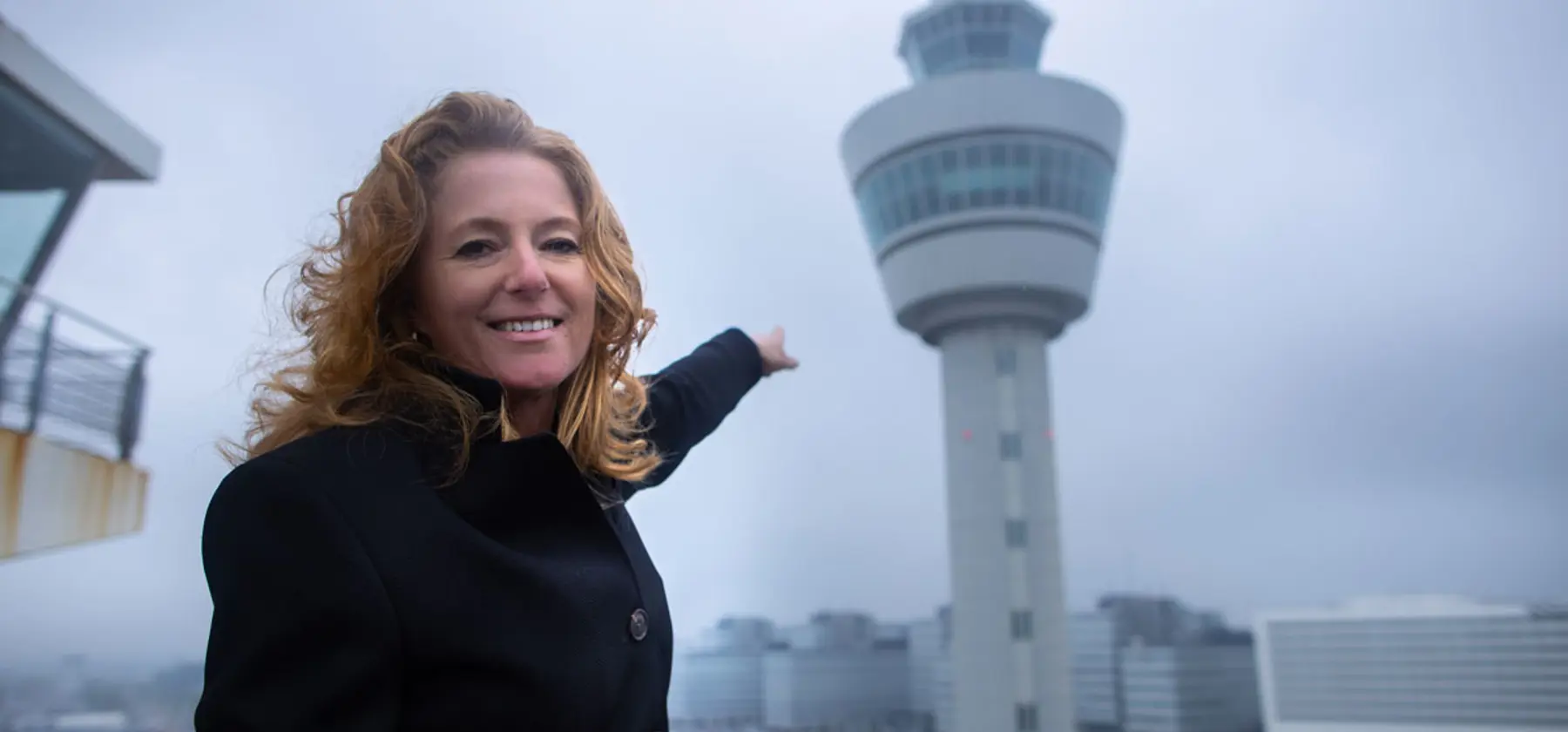 Heeft een taxiënd vliegtuig van rechts altijd voorrang?