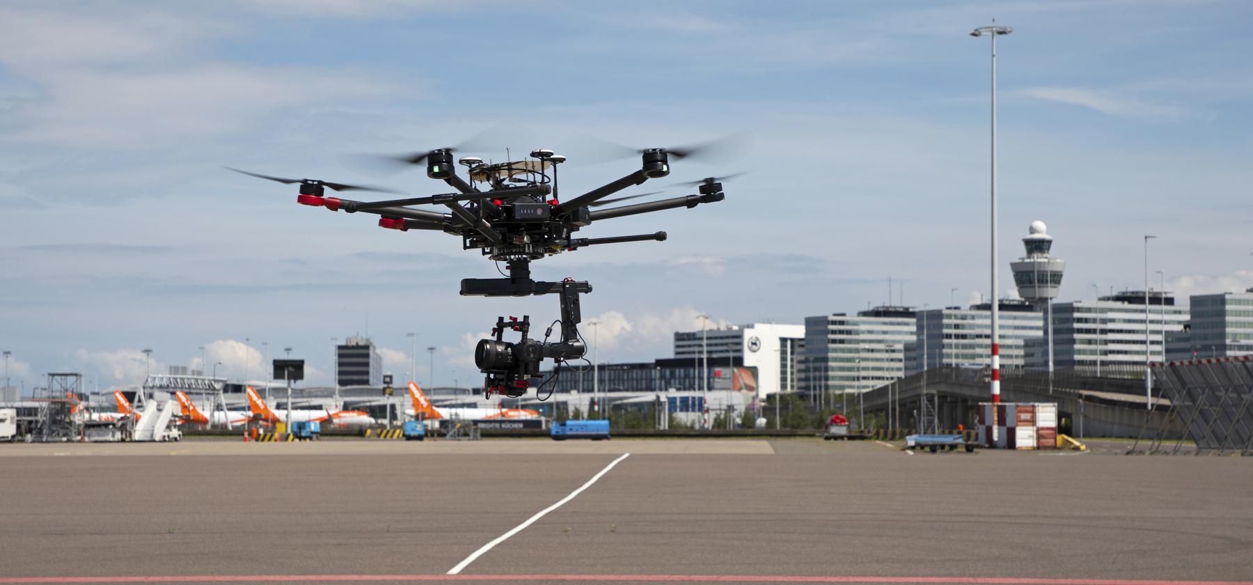 LVNL start proef met inspectiedrones op Schiphol