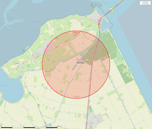 Kaart het vliegveld waarop het gebied waarbinnen je toestemming nodig hebt om sfeerballonnen op te laten, rood is gemarkeerd.