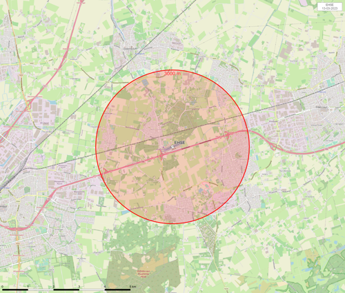 Kaart het vliegveld waarop het gebied waarbinnen je toestemming nodig hebt om sfeerballonnen op te laten, rood is gemarkeerd.