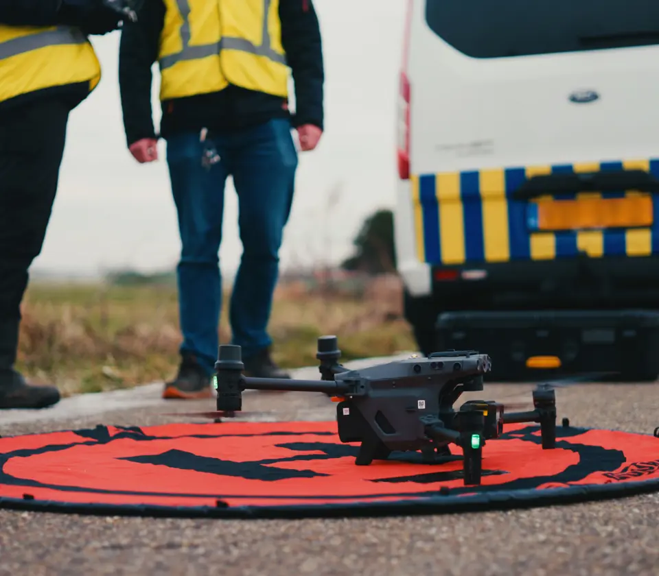 Drone-op-de-grond-lvnl