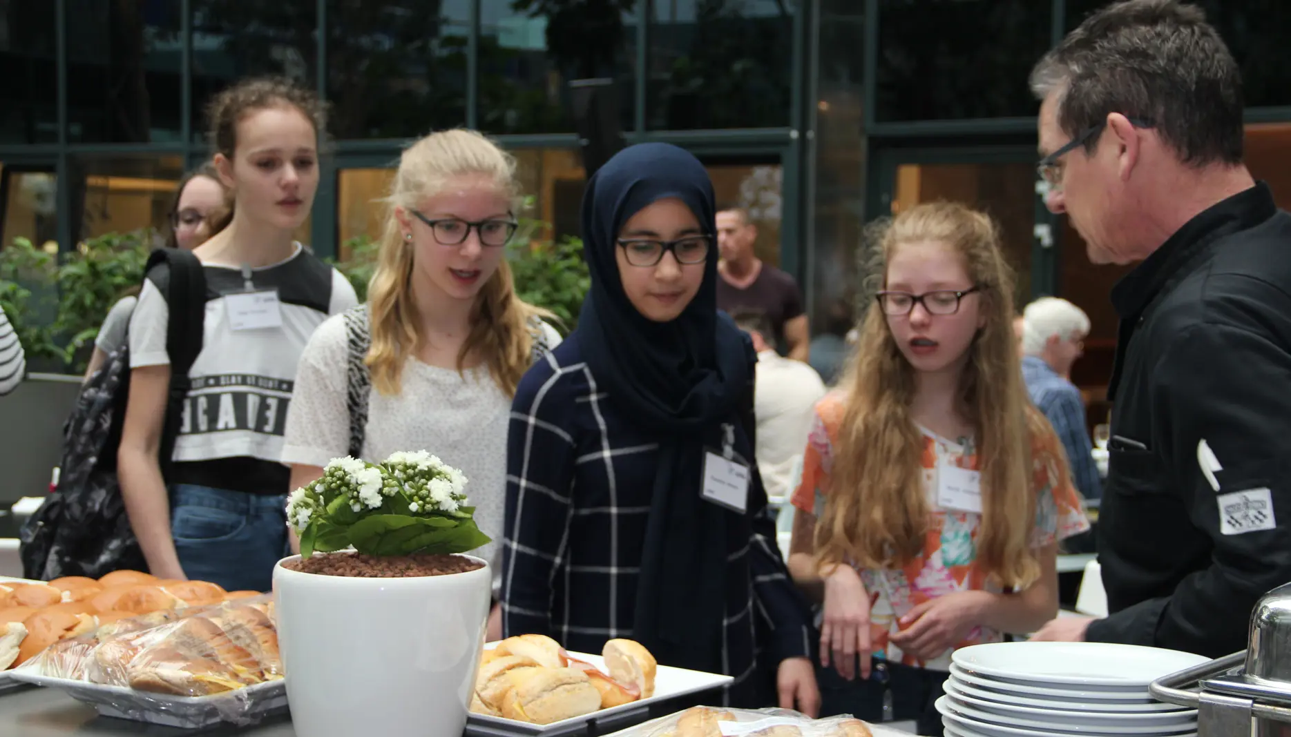 Meiden in de techniek @ LVNL