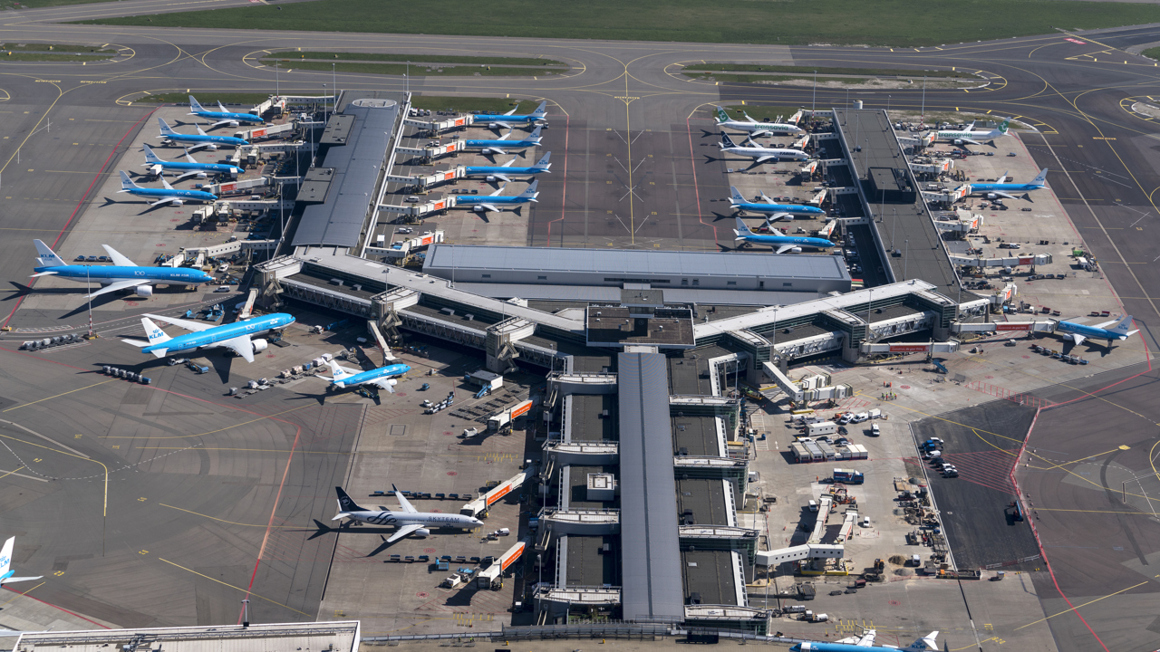 Luchtverkeersleiding vanuit de Schiphol-toren